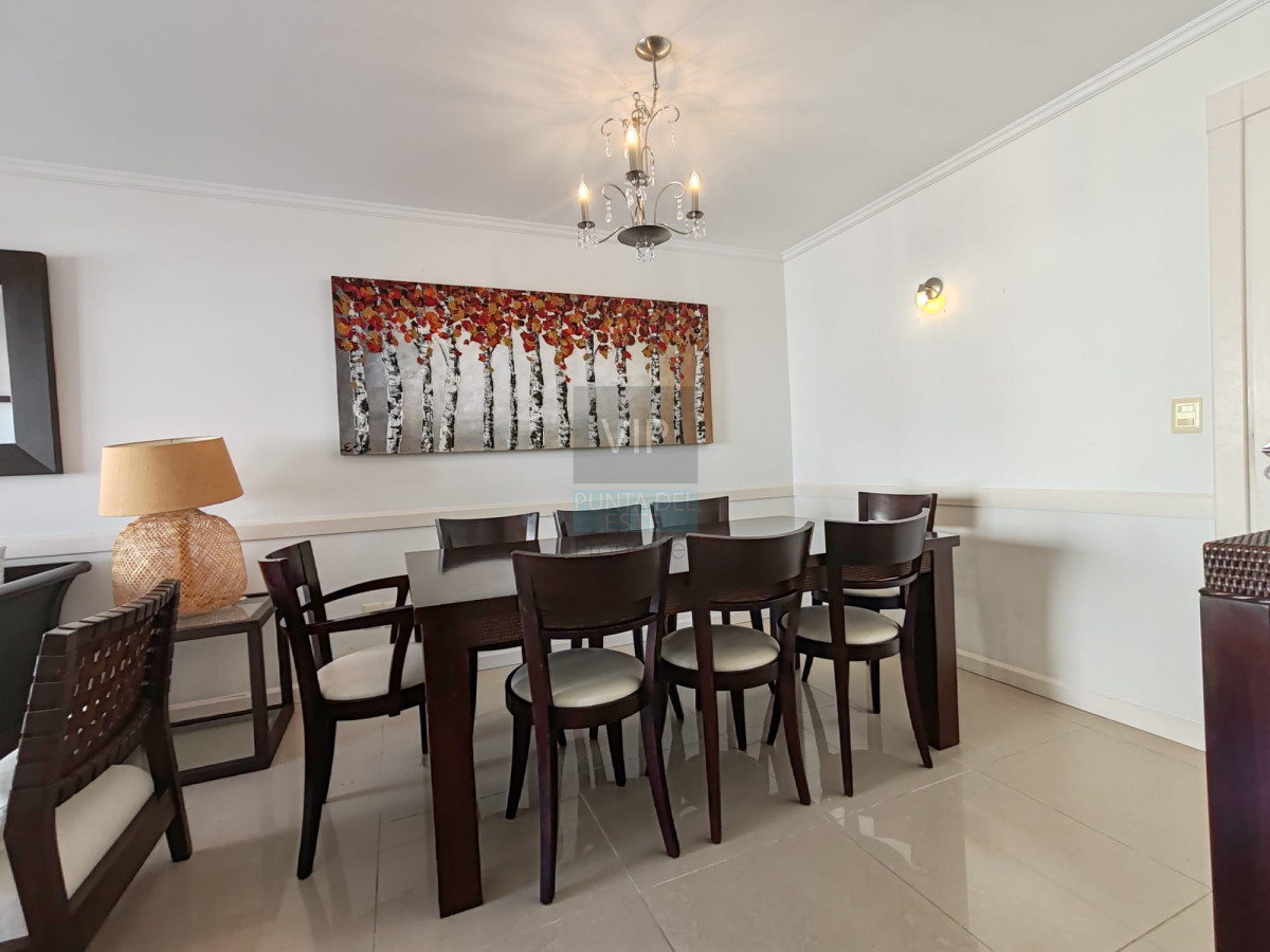 Apartamento ID.1982 - Venta apartamento de 2 dormitorios con piscina Peninsula Punta del Este