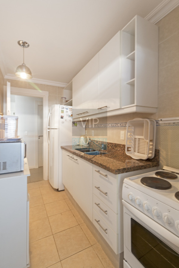 Apartamento ID.1982 - Venta apartamento de 2 dormitorios con piscina Peninsula Punta del Este