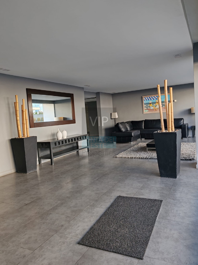 Apartamento ID.1982 - Venta apartamento de 2 dormitorios con piscina Peninsula Punta del Este