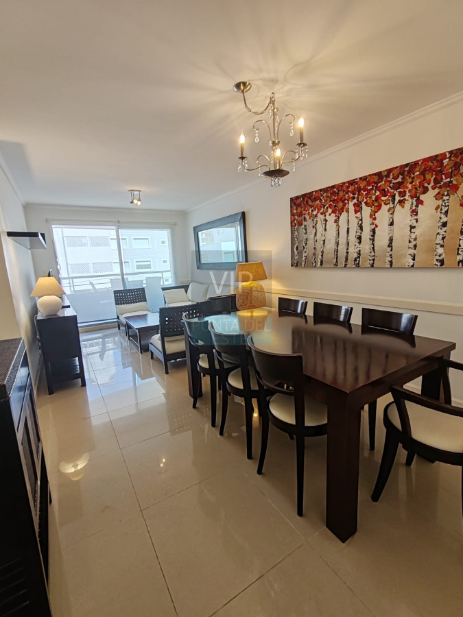 Apartamento ID.1982 - Venta apartamento de 2 dormitorios con piscina Peninsula Punta del Este
