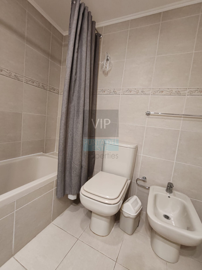 Apartamento ID.1982 - Venta apartamento de 2 dormitorios con piscina Peninsula Punta del Este