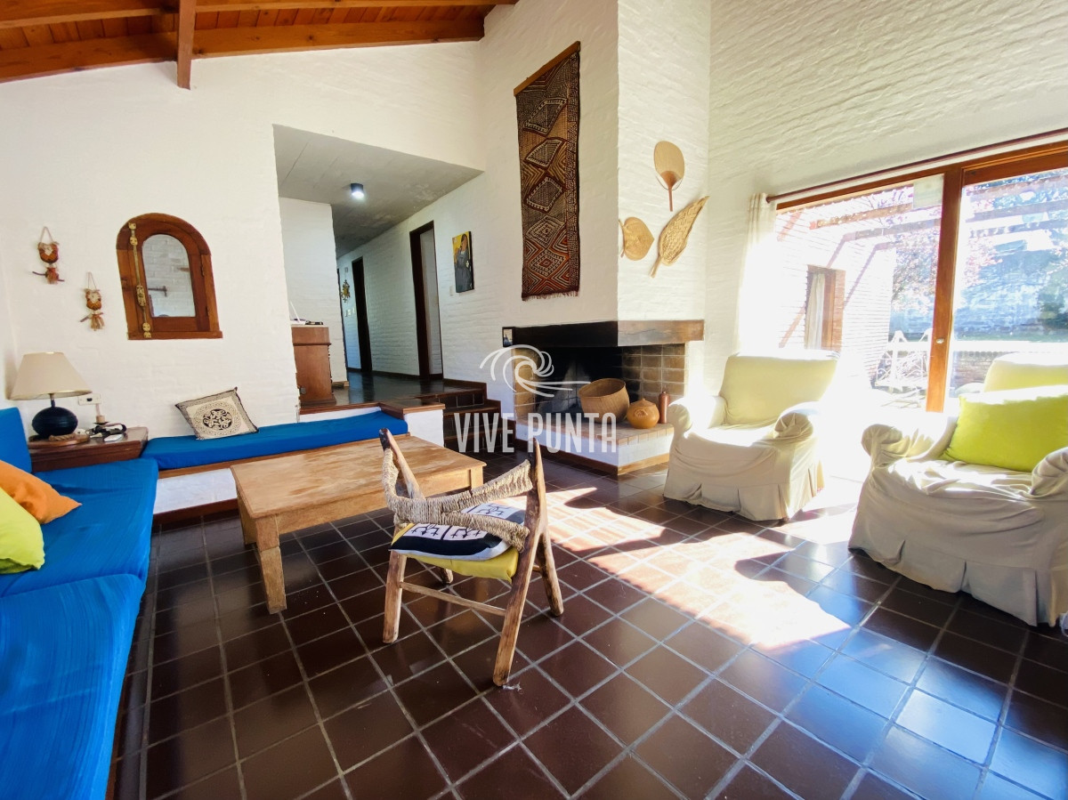 Casa ID.508 - Casa en una sola planta, 3 dormitorios en Pinares, Punta del Este.