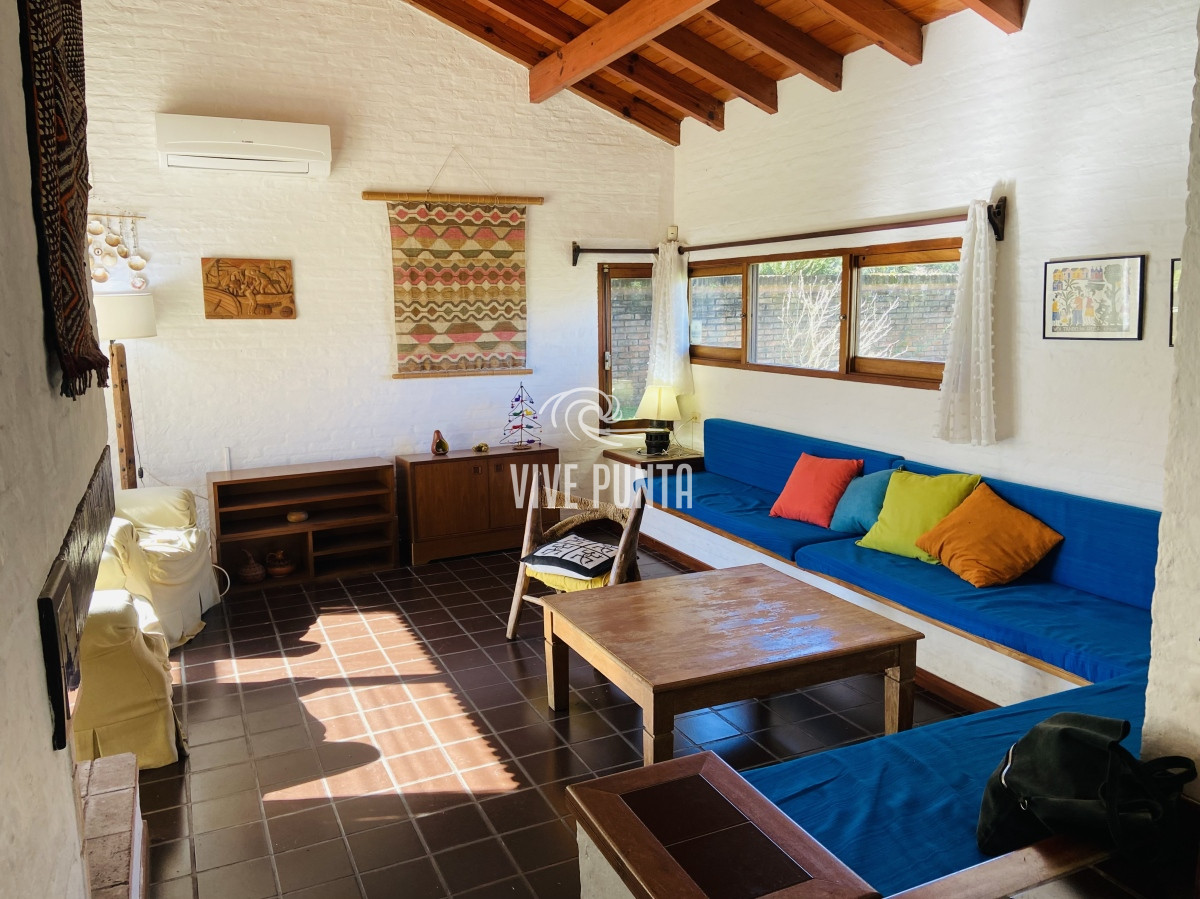 Casa ID.508 - Casa en una sola planta, 3 dormitorios en Pinares, Punta del Este.