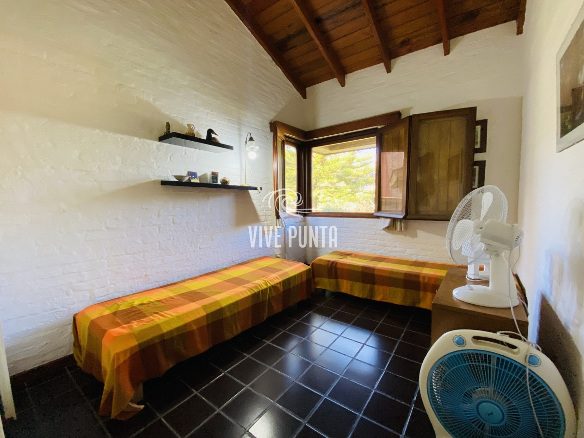 Casa ID.508 - Casa en una sola planta, 3 dormitorios en Pinares, Punta del Este.