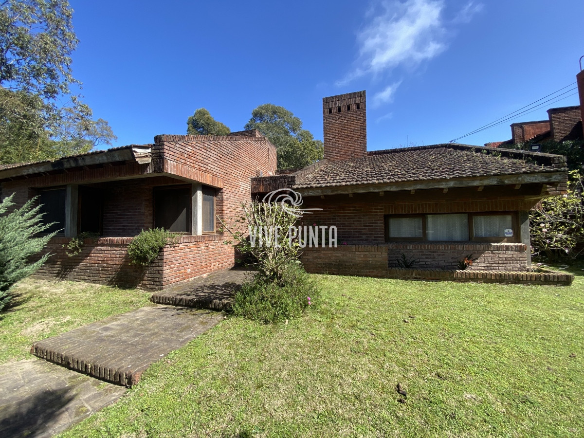 Casa ID.508 - Casa en una sola planta, 3 dormitorios en Pinares, Punta del Este.