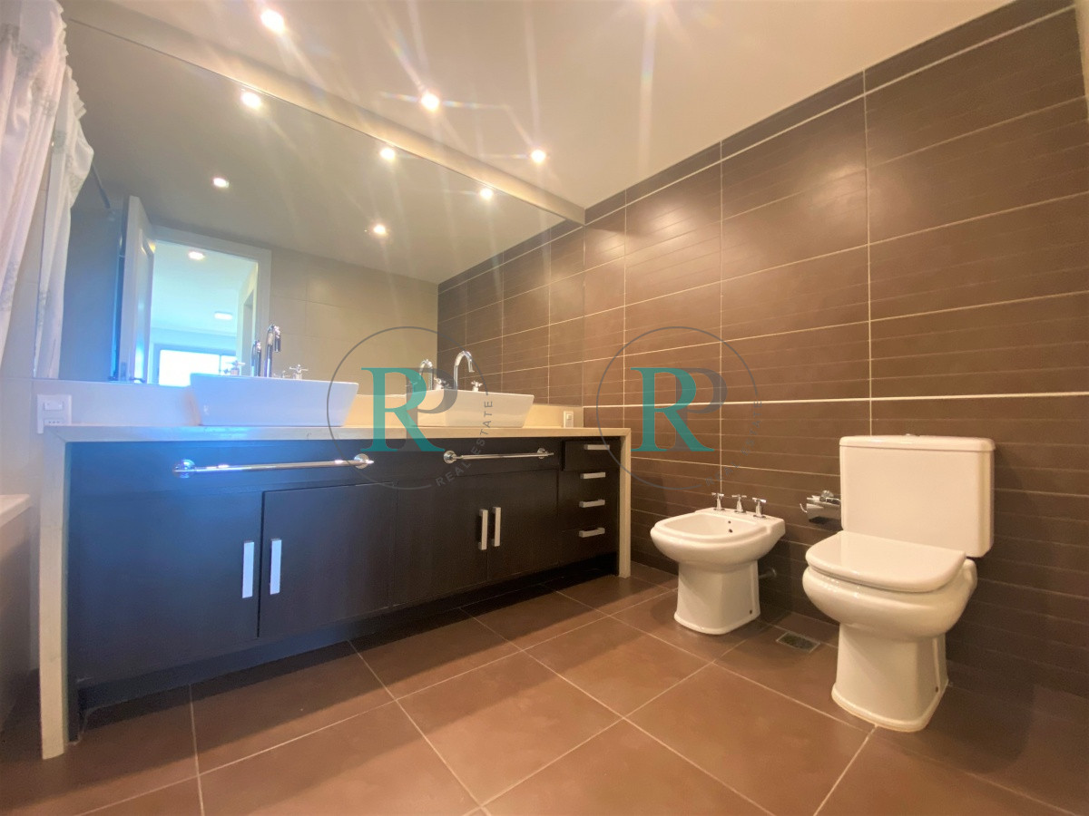 Apartamento ID.602 - Alquiler temporal Y VENTA  Imperiale lll - 2 DORMITORIOS