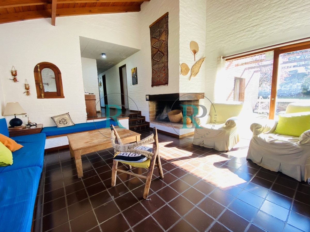 Casa ID.1191 - Casa en una sola planta, 3 dormitorios en Pinares, Punta del Este.