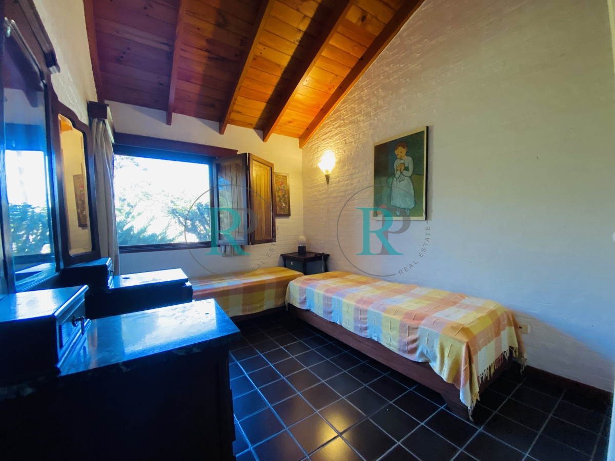 Casa ID.1191 - Casa en una sola planta, 3 dormitorios en Pinares, Punta del Este.