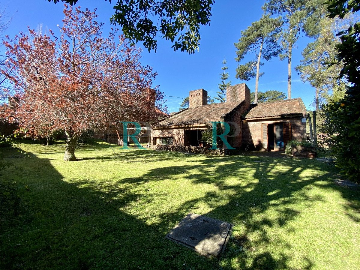 Casa ID.1191 - Casa en una sola planta, 3 dormitorios en Pinares, Punta del Este.