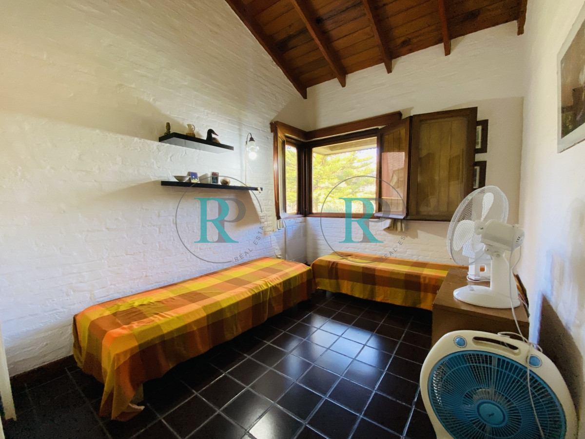 Casa ID.1191 - Casa en una sola planta, 3 dormitorios en Pinares, Punta del Este.