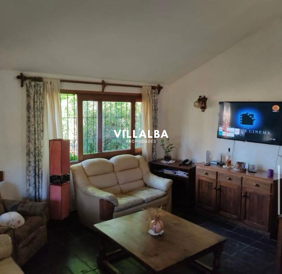 Casa ID.3828 - Chalet de 3 dormitorios, ideal para vivienda permanente.