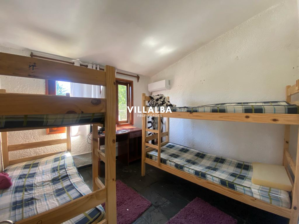 Casa ID.3828 - Chalet de 3 dormitorios, ideal para vivienda permanente.