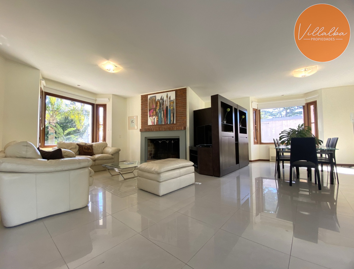 Apartamento ID.3584 - Punta del Este, gran residencia en mansa, 6 dormitorios y piscina climatizada.