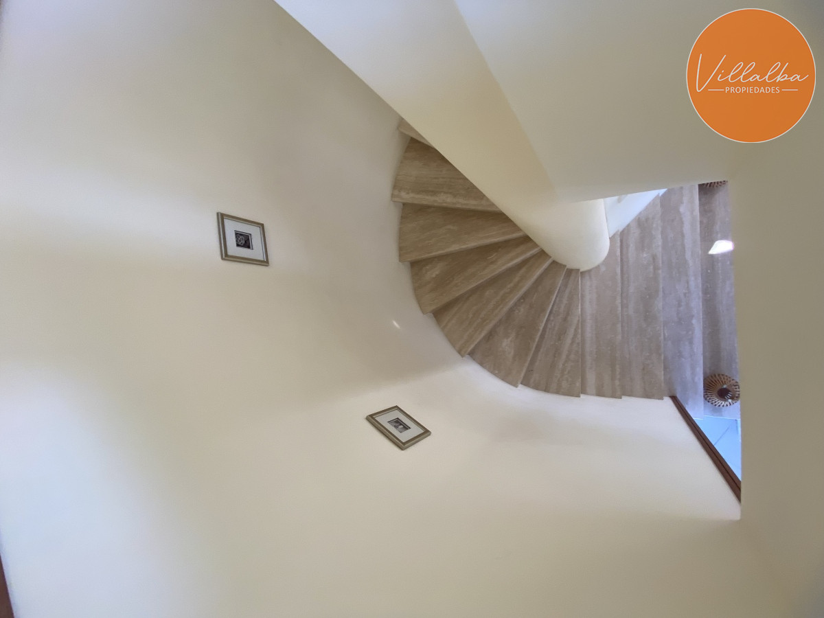 Apartamento ID.3584 - Punta del Este, gran residencia en mansa, 6 dormitorios y piscina climatizada.