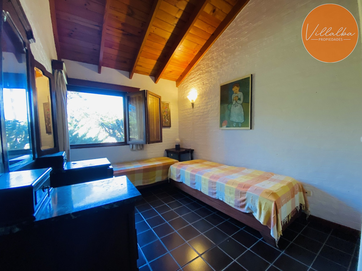 Apartamento ID.3177 - Casa en una sola planta, 3 dormitorios en Pinares, Punta del Este.