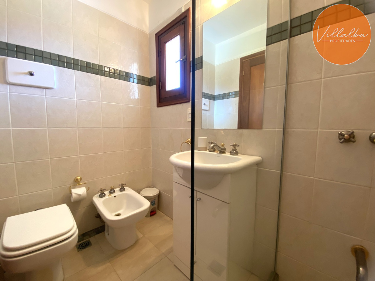 Apartamento ID.3584 - Punta del Este, gran residencia en mansa, 6 dormitorios y piscina climatizada.