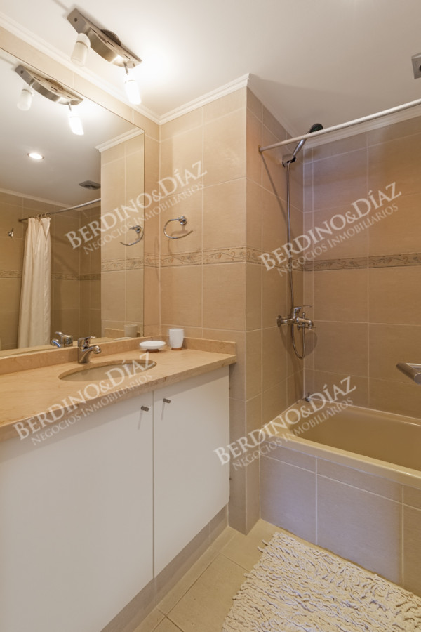 Apartamento ID.1670 - Punta del este Apartamento en venta en Edificio en Peninsiula 