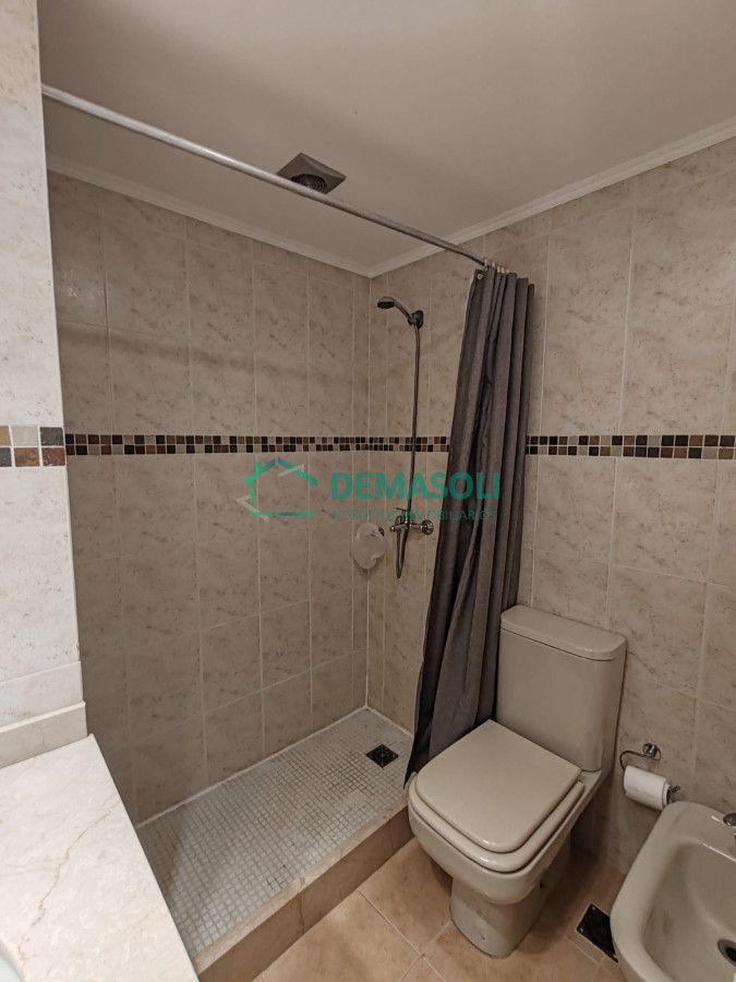 Apartamento ID.962 - Punta del este, Península, departamento de 2 dormitorios con piscina, terraza y cochera.