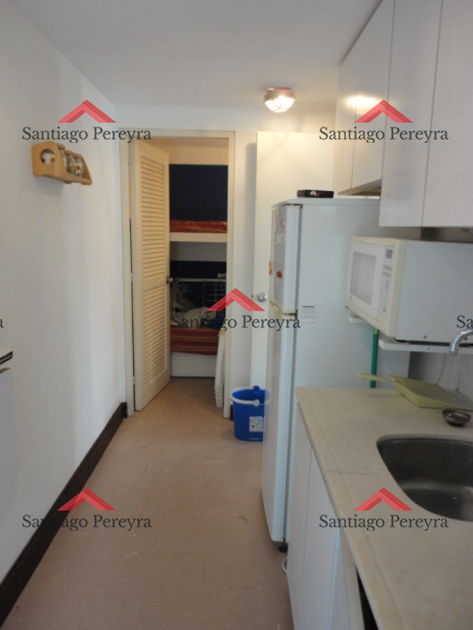 Apartamento ID.14993 - Punta del Este, Pianres. Apto de 2 dormitorios a pasos del mar. 