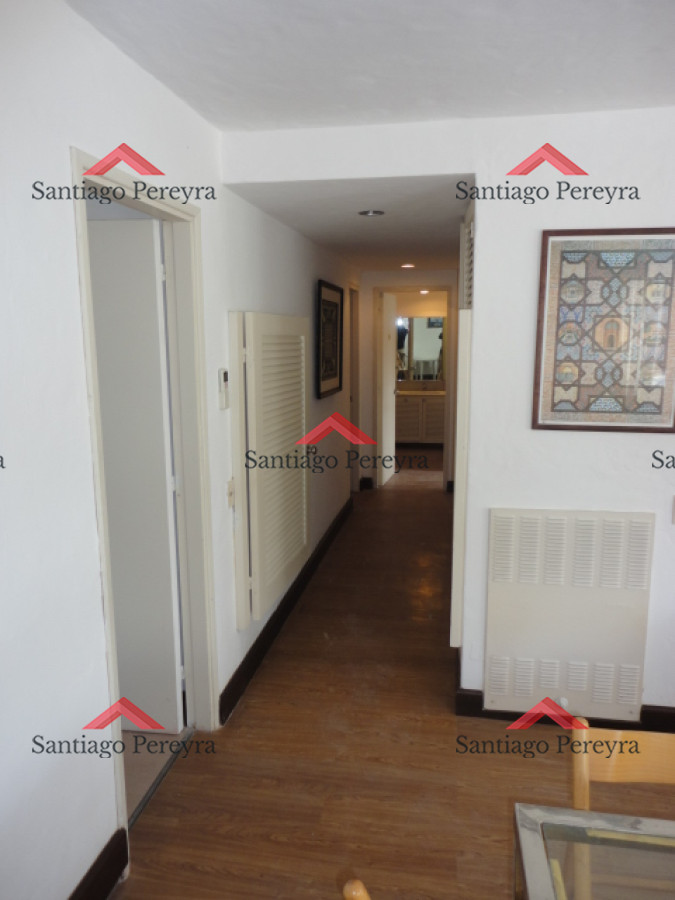 Apartamento ID.14993 - Punta del Este, Pianres. Apto de 2 dormitorios a pasos del mar. 
