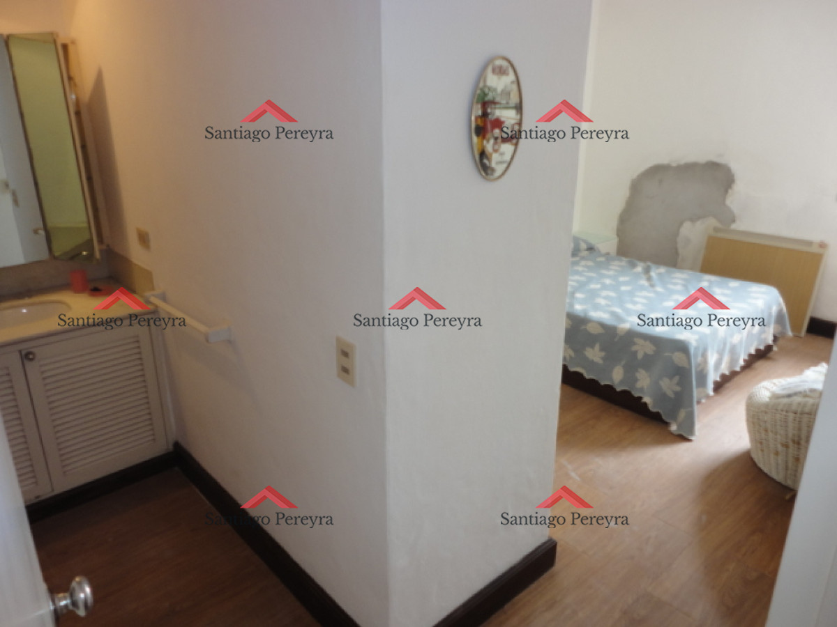 Apartamento ID.14993 - Punta del Este, Pianres. Apto de 2 dormitorios a pasos del mar. 