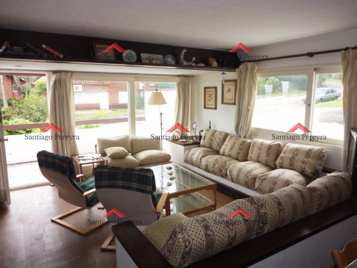 Apartamento ID.14993 - Punta del Este, Pianres. Apto de 2 dormitorios a pasos del mar. 