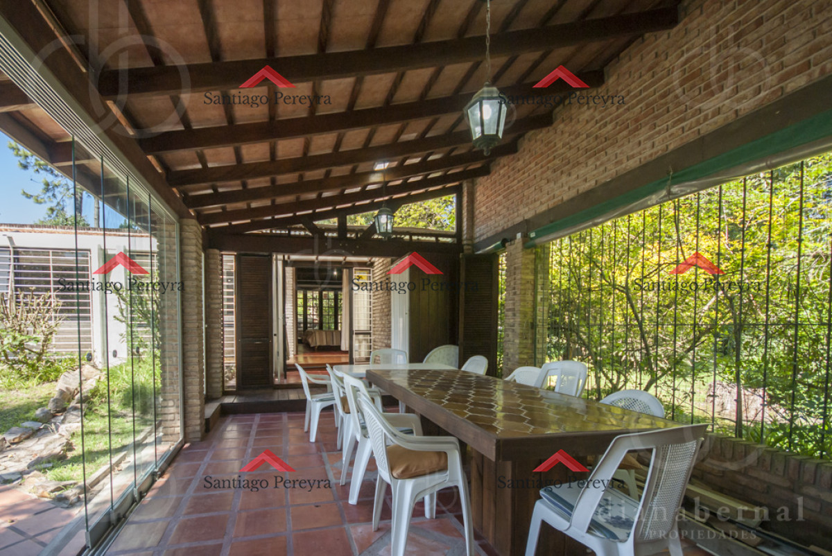 Casa ID.13471 - Casa alquiler Pinares, Punta del Este, 4 dormitorios, piscina, amplio parque cercado