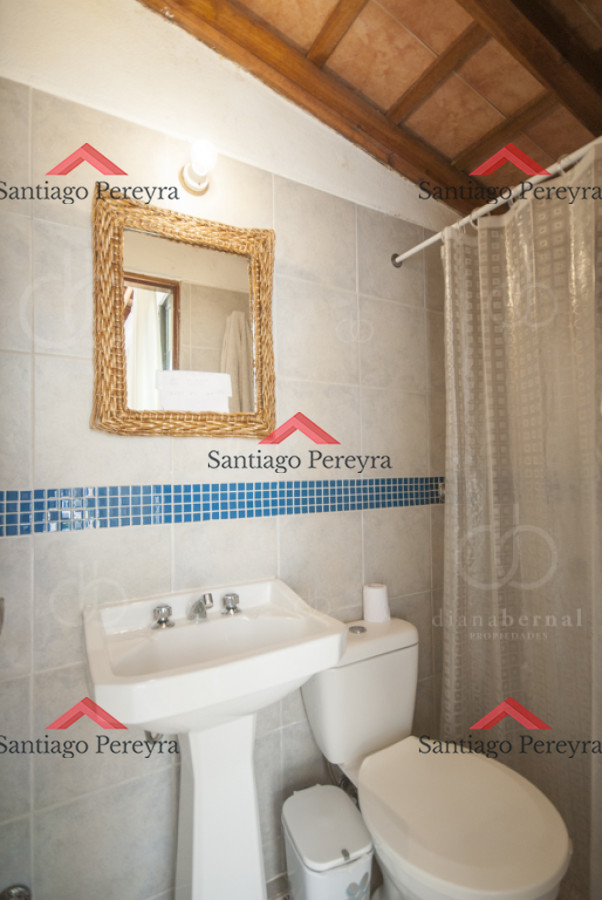 Casa ID.13471 - Casa alquiler Pinares, Punta del Este, 4 dormitorios, piscina, amplio parque cercado
