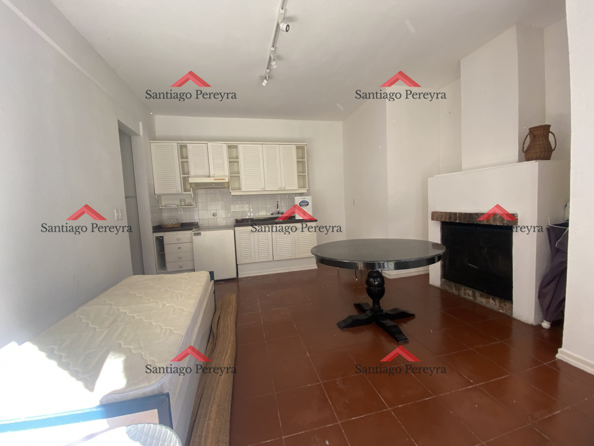 Casa ID.14804 - Punta del Este, importante residencia con piscina y cancha de paddle