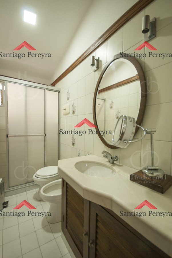 Casa ID.13471 - Casa alquiler Pinares, Punta del Este, 4 dormitorios, piscina, amplio parque cercado