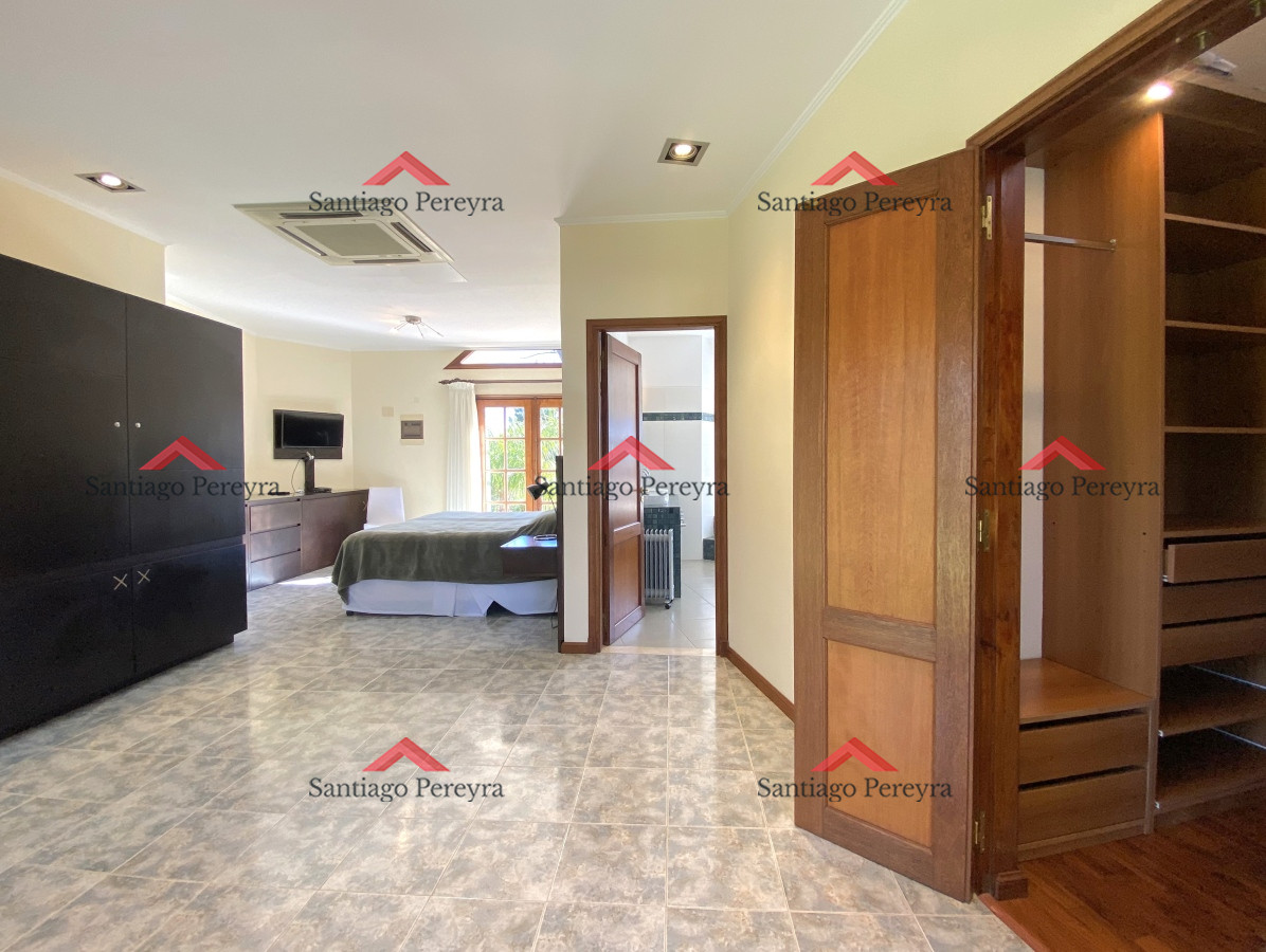 Casa ID.14857 - Punta del Este, gran residencia en mansa, 6 dormitorios y piscina climatizada.