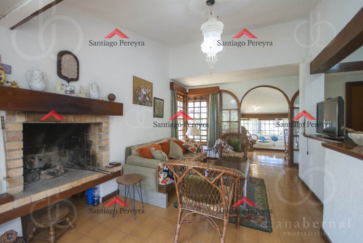 Casa ID.13471 - Casa alquiler Pinares, Punta del Este, 4 dormitorios, piscina, amplio parque cercado