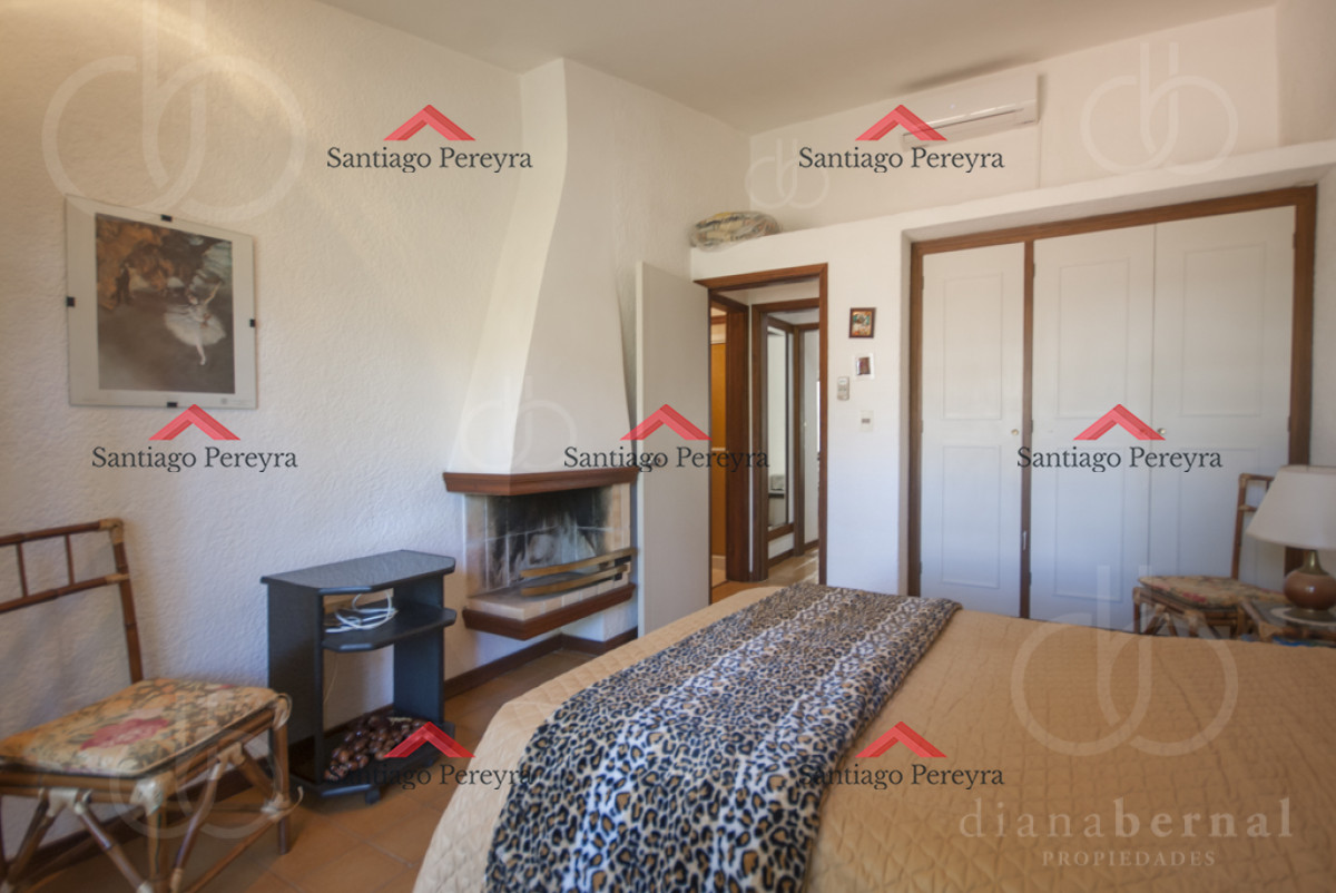 Casa ID.13471 - Casa alquiler Pinares, Punta del Este, 4 dormitorios, piscina, amplio parque cercado