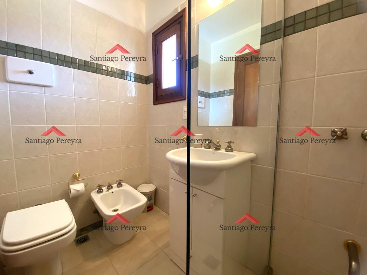 Casa ID.14857 - Punta del Este, gran residencia en mansa, 6 dormitorios y piscina climatizada.