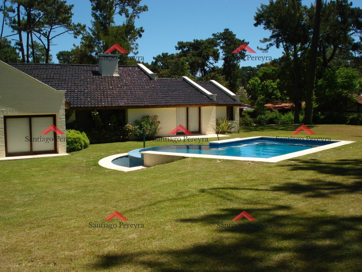 Casa ID.7755 - Casa de gran predio a 500mts del mar, San Rafael, Punta del Este