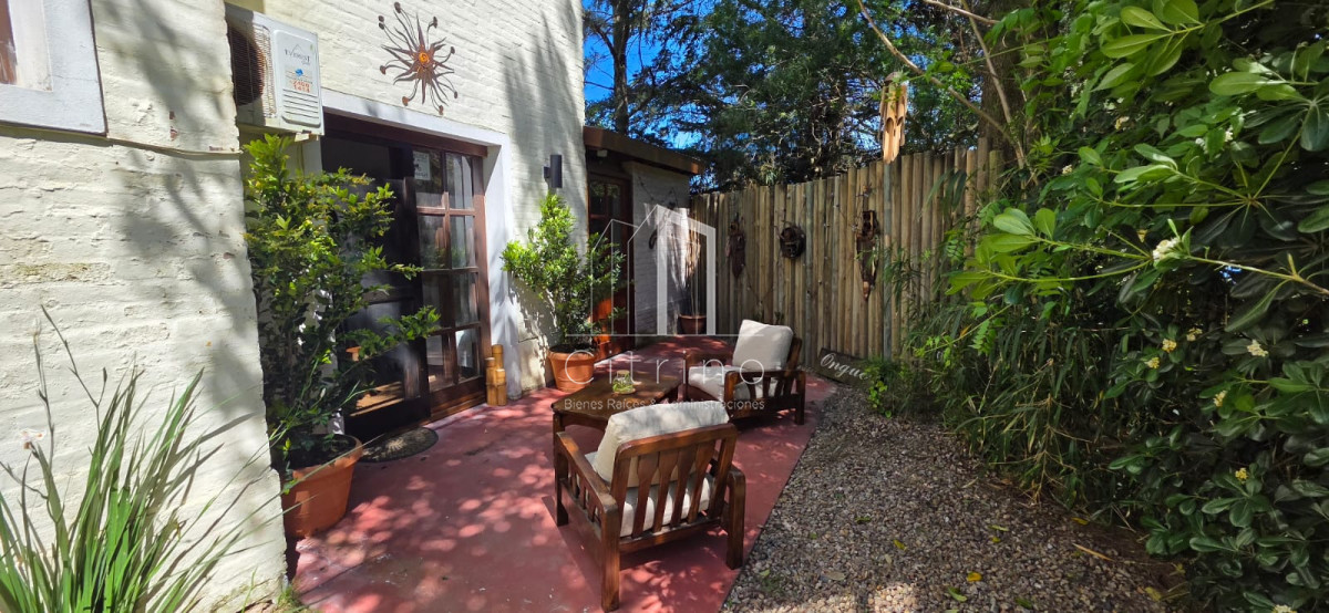 Casa ID.1327 - Casa en Pinares, Punta del Este, 3 dormitorios, piscina