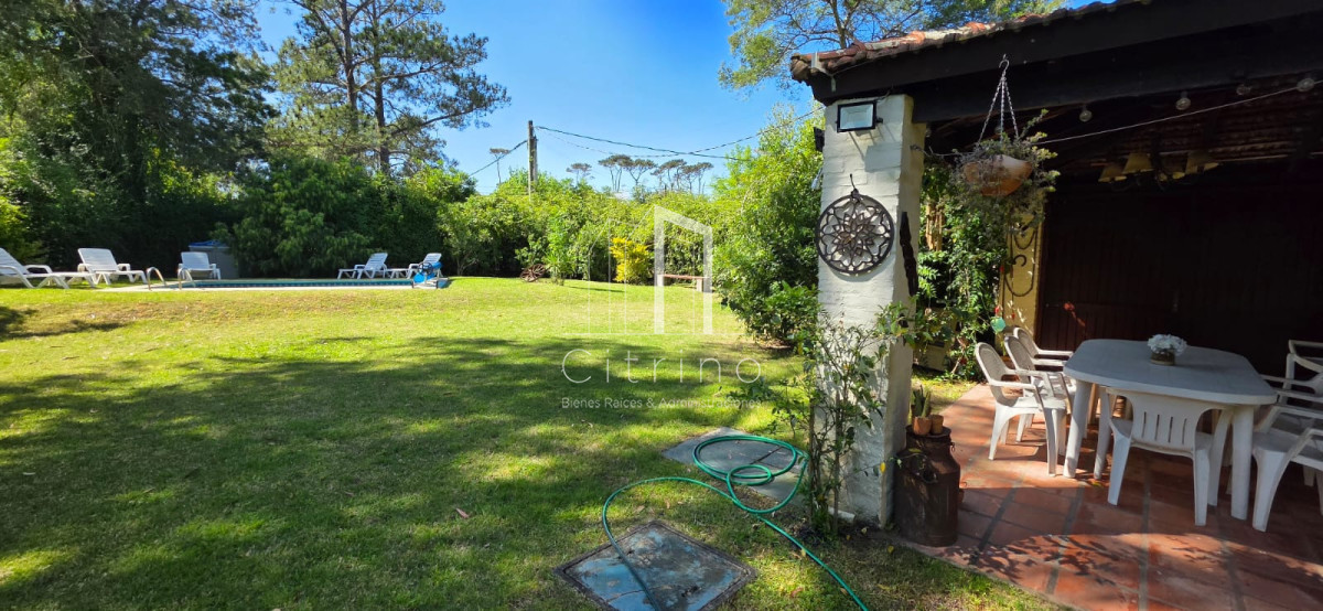 Casa ID.1327 - Casa en Pinares, Punta del Este, 3 dormitorios, piscina