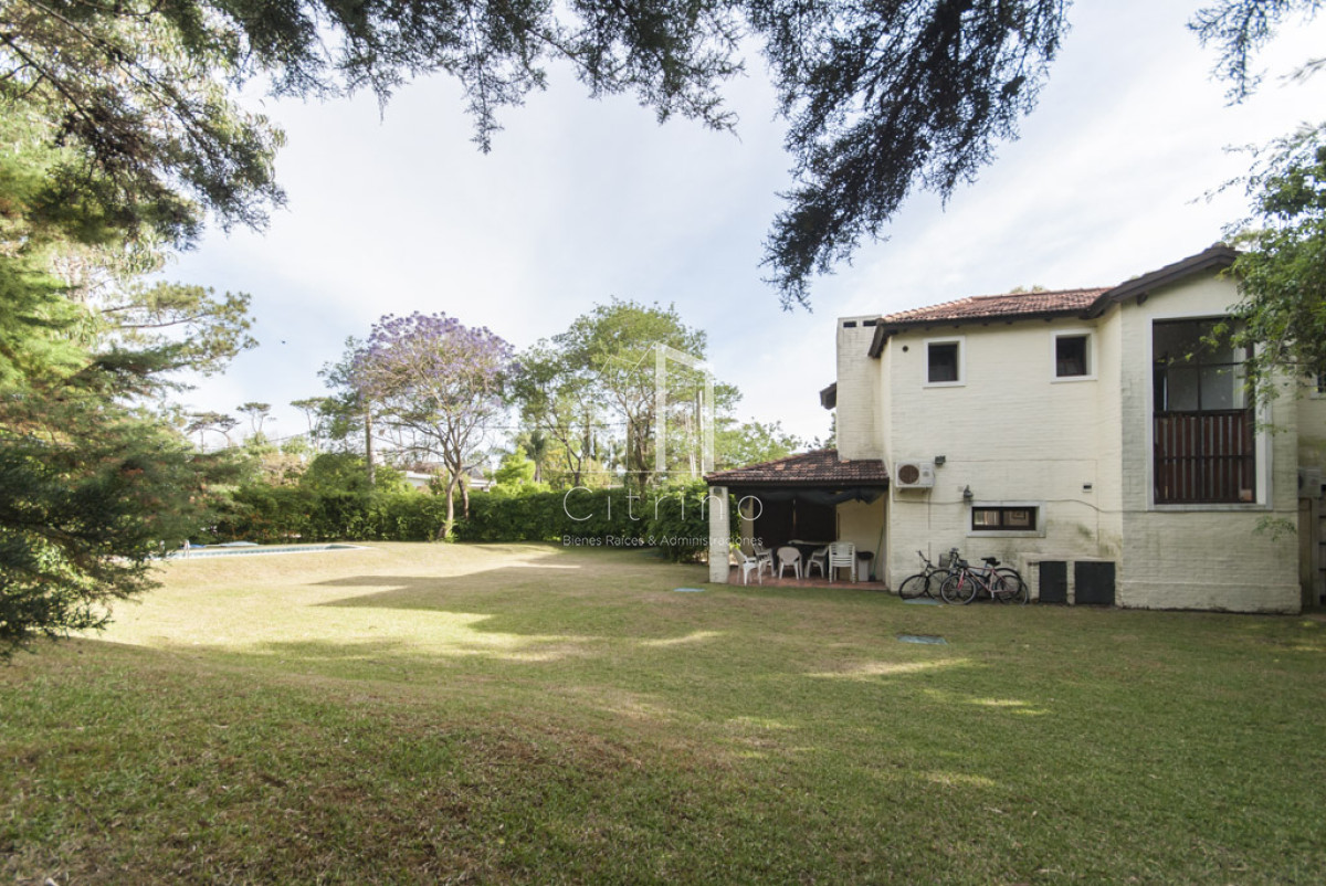 Casa ID.1327 - Casa en Pinares, Punta del Este, 3 dormitorios, piscina