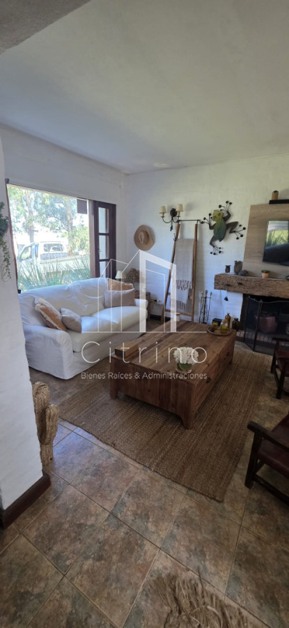 Casa ID.1327 - Casa en Pinares, Punta del Este, 3 dormitorios, piscina