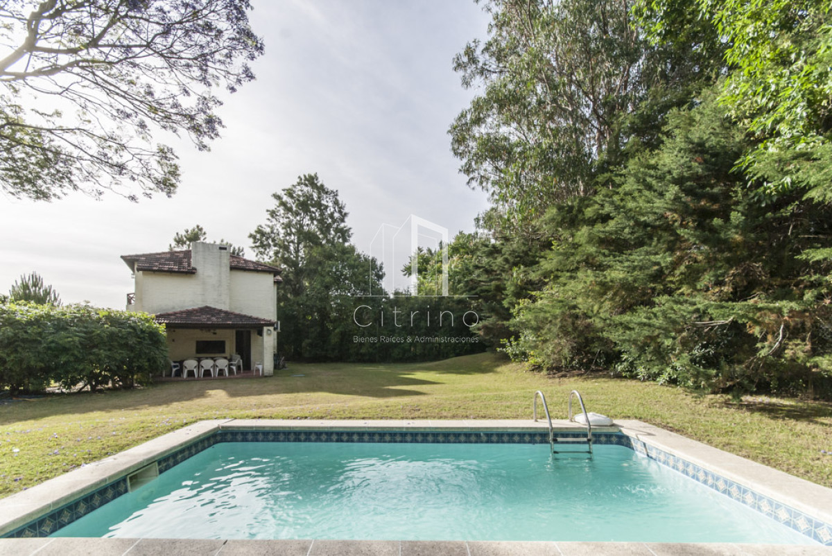 Casa ID.1327 - Casa en Pinares, Punta del Este, 3 dormitorios, piscina