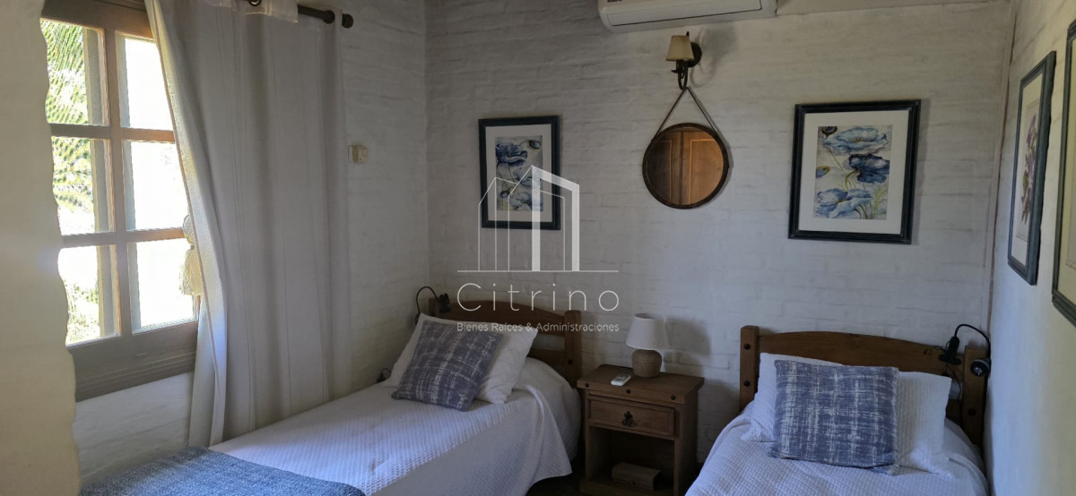 Casa ID.1327 - Casa en Pinares, Punta del Este, 3 dormitorios, piscina