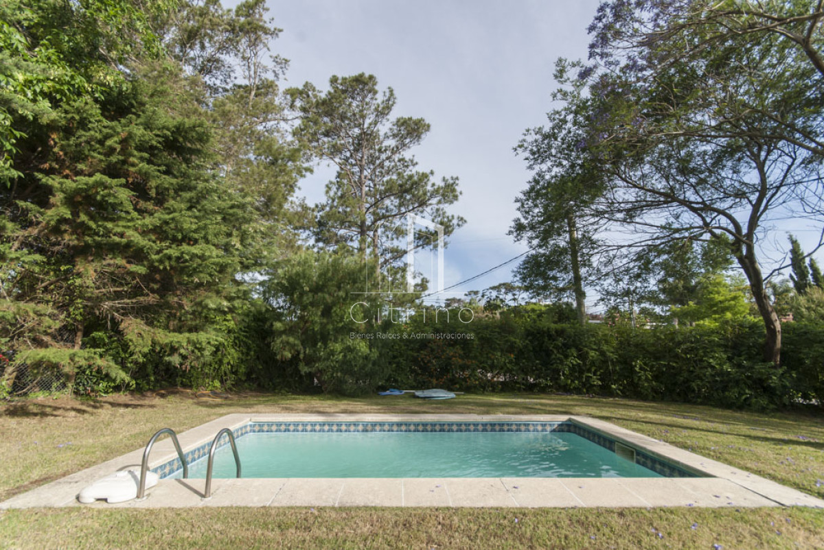 Casa ID.1327 - Casa en Pinares, Punta del Este, 3 dormitorios, piscina
