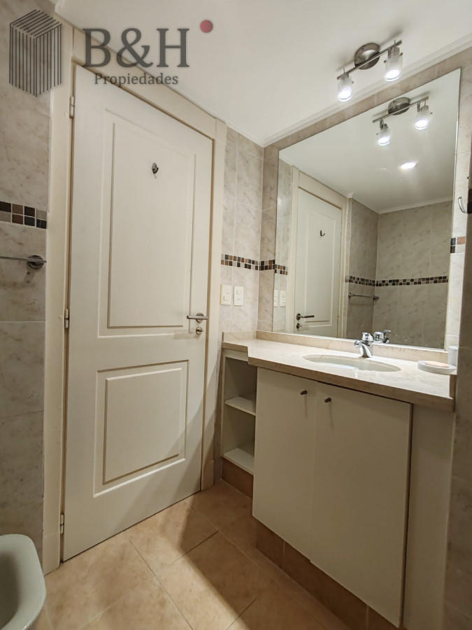 Apartamento ID.1760 - Punta del este, Península, departamento de 2 dormitorios con piscina, terraza y cochera.