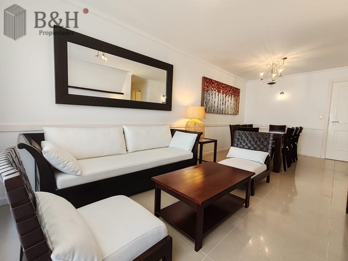 Apartamento ID.1760 - Punta del este, Península, departamento de 2 dormitorios con piscina, terraza y cochera.
