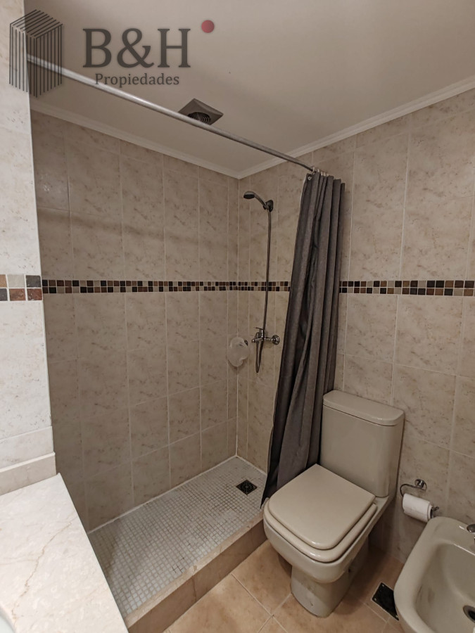 Apartamento ID.1760 - Punta del este, Península, departamento de 2 dormitorios con piscina, terraza y cochera.