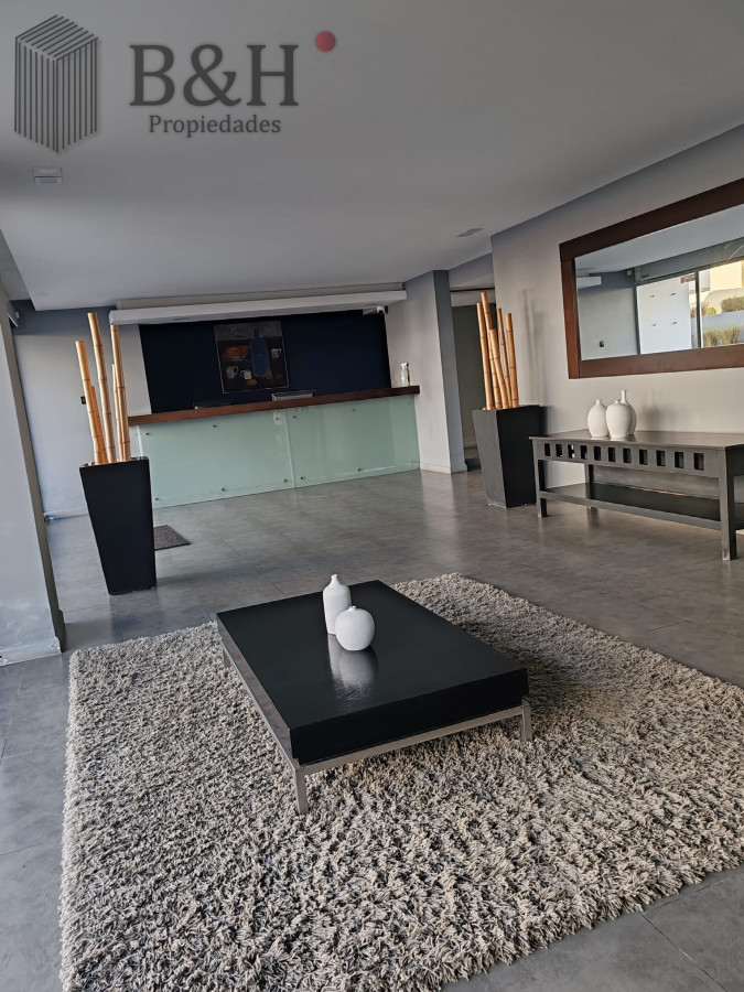 Apartamento ID.1760 - Punta del este, Península, departamento de 2 dormitorios con piscina, terraza y cochera.