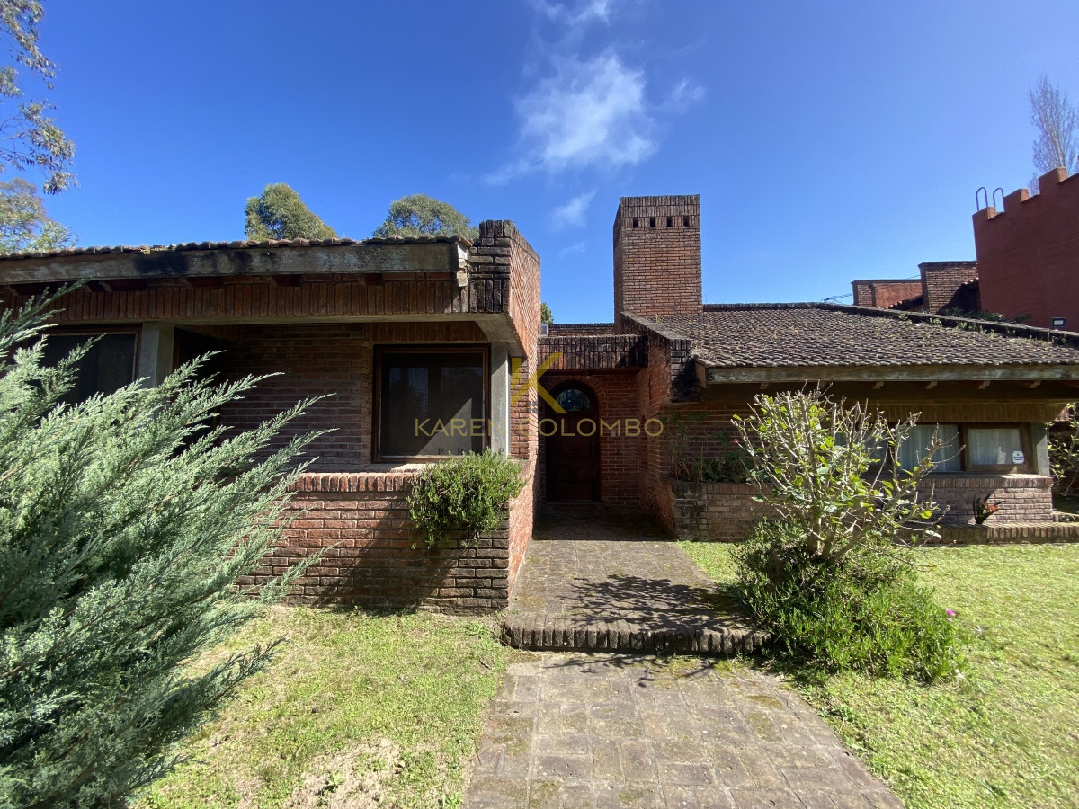 Casa ID.21095165 - Casa en una sola planta, 3 dormitorios en Pinares, Punta del Este.