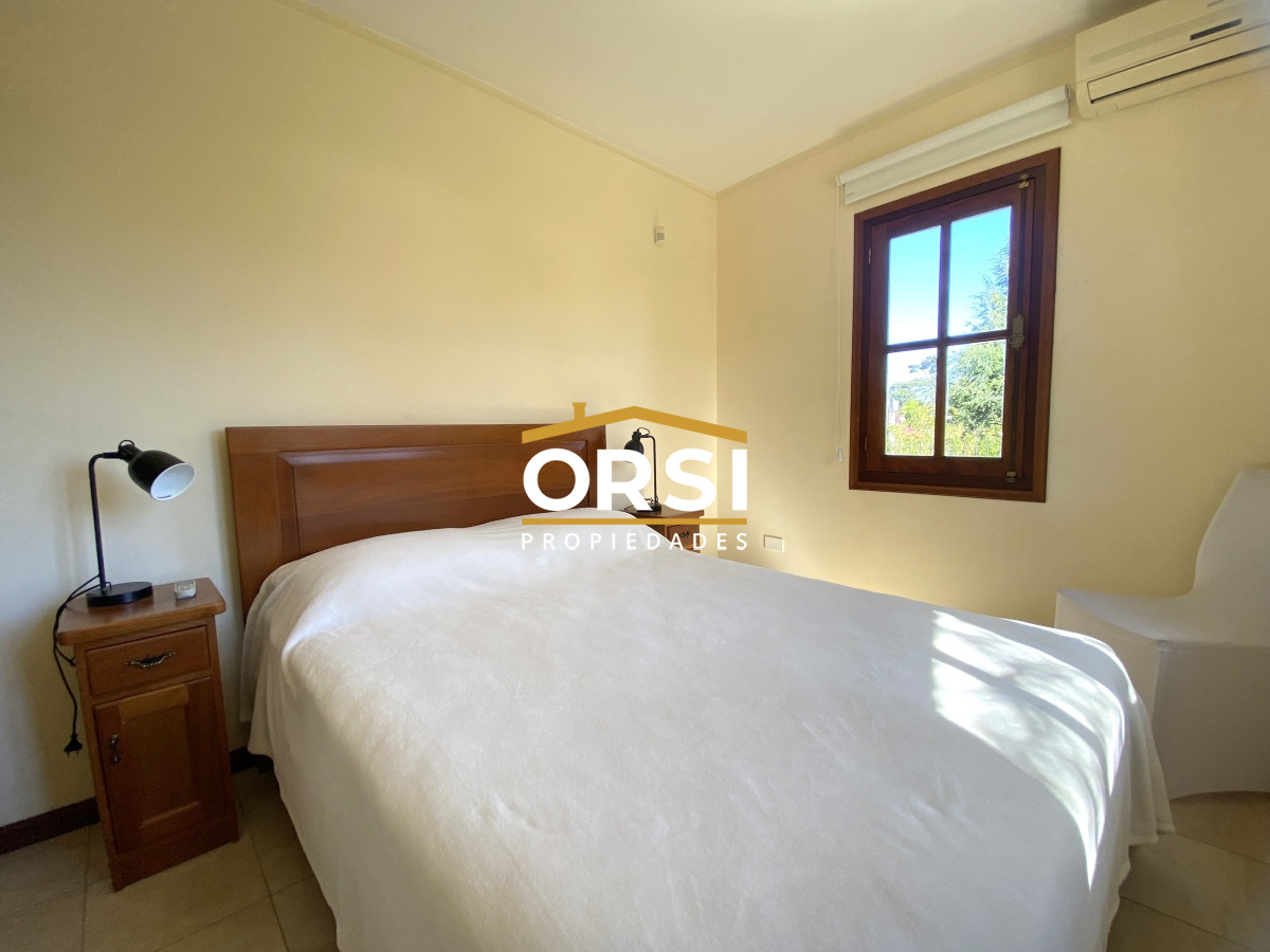 Casa ID.150 - Punta del Este, gran residencia en mansa, 6 dormitorios y piscina climatizada.
