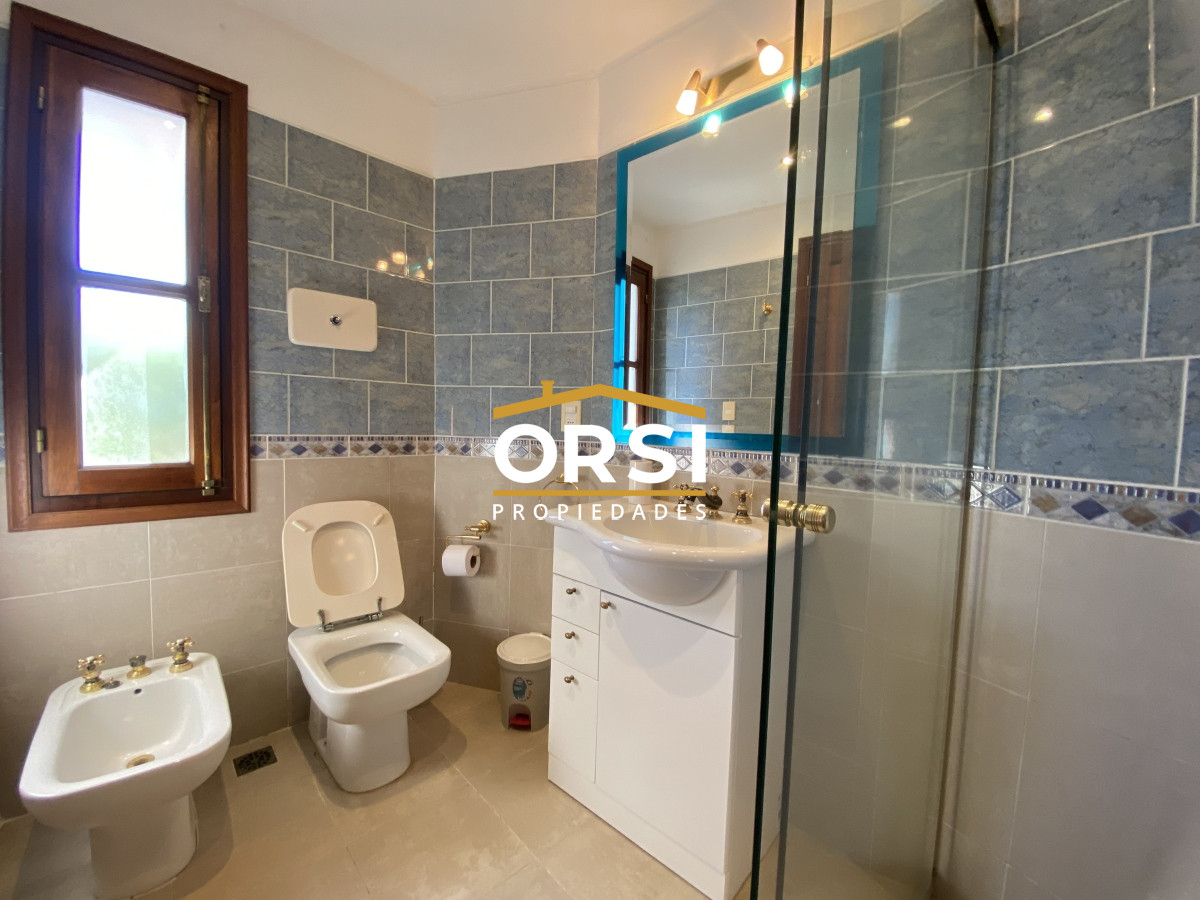 Casa ID.150 - Punta del Este, gran residencia en mansa, 6 dormitorios y piscina climatizada.