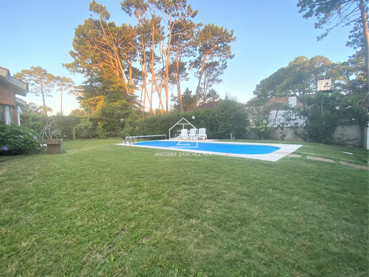 Casa ID.2909 - Chalet en Lugano con piscina climatizada y todas las comodidades.